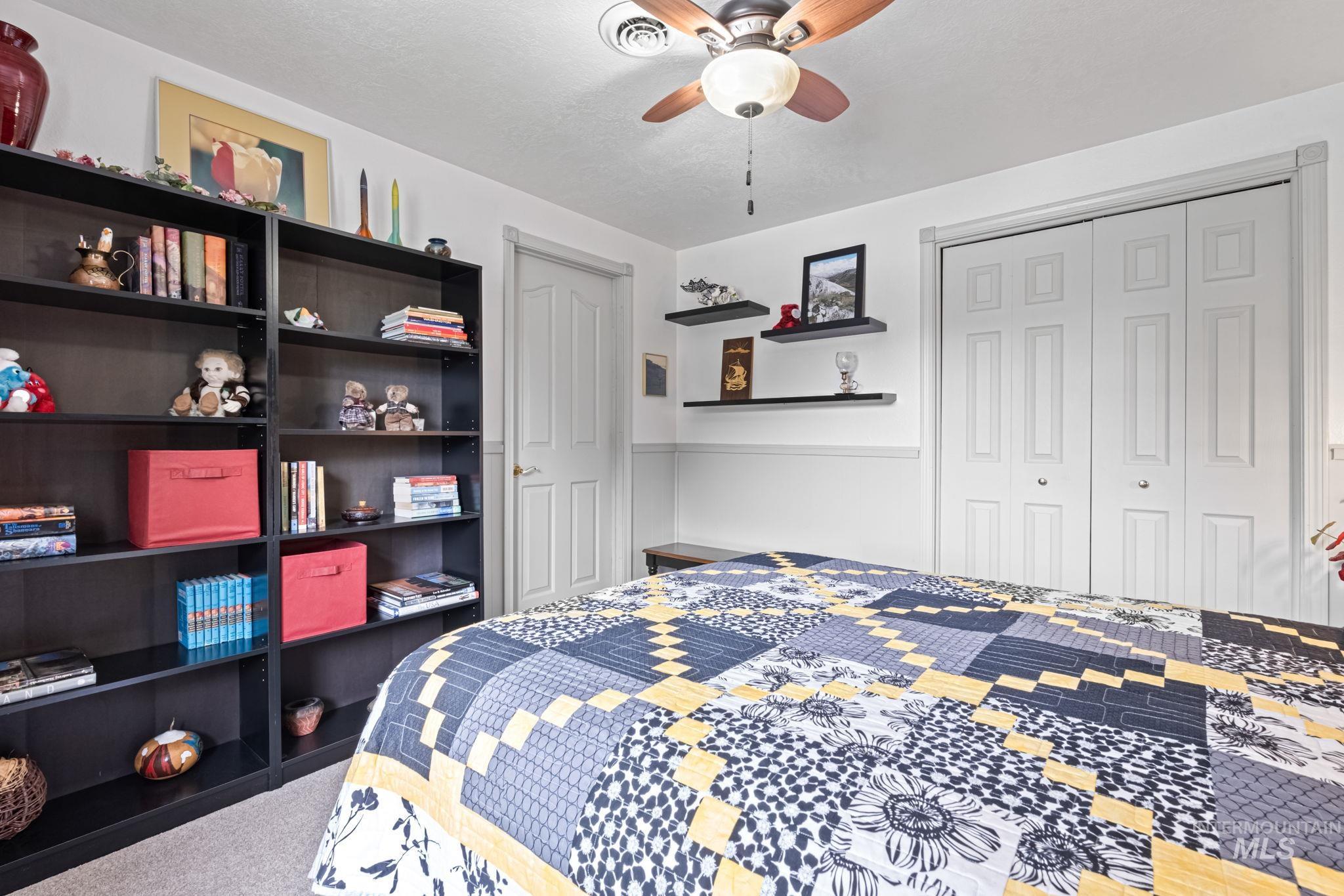 1075 Teal Circle, Mountain Home, Idaho 83647, 3 Bedrooms, 2.5 Bathrooms, Residential For Sale, Price $399,900,MLS 98949911