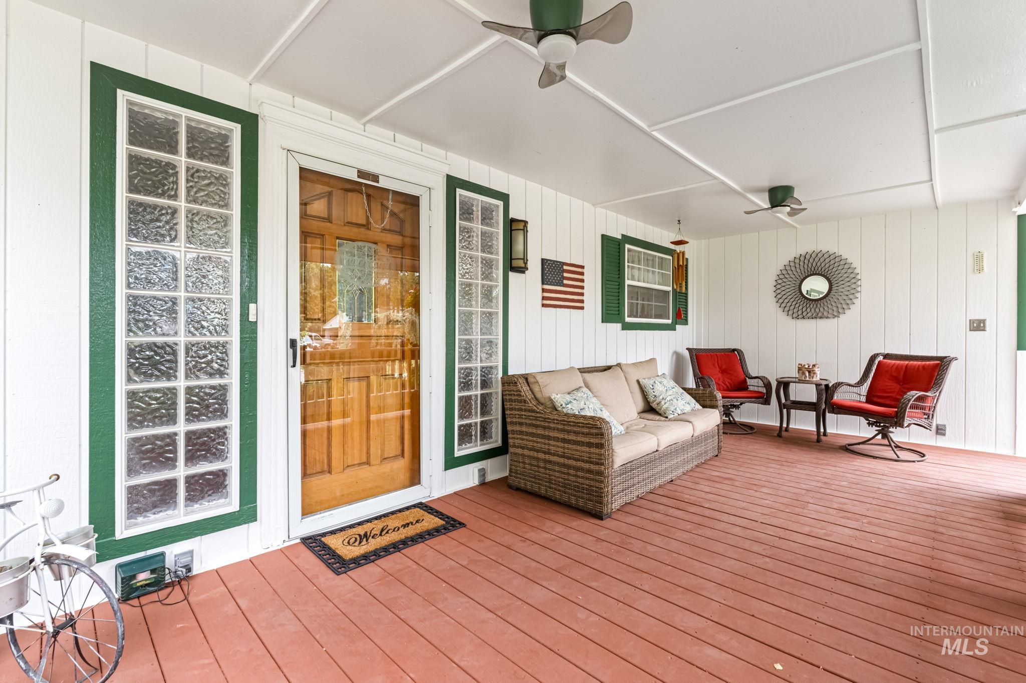 1075 Teal Circle, Mountain Home, Idaho 83647, 3 Bedrooms, 2.5 Bathrooms, Residential For Sale, Price $399,900,MLS 98949911