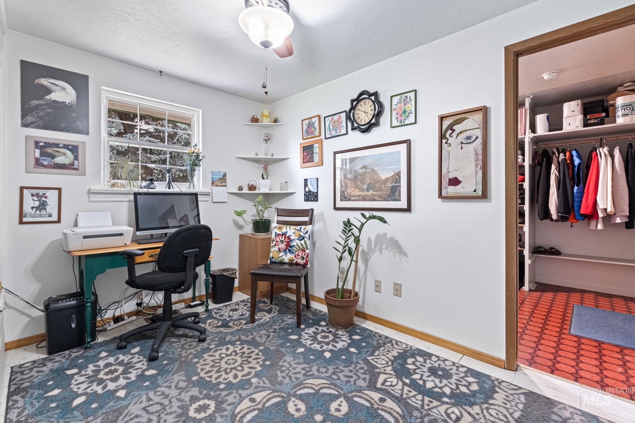 1075 Teal Circle, Mountain Home, Idaho 83647, 3 Bedrooms, 2.5 Bathrooms, Residential For Sale, Price $399,900,MLS 98949911