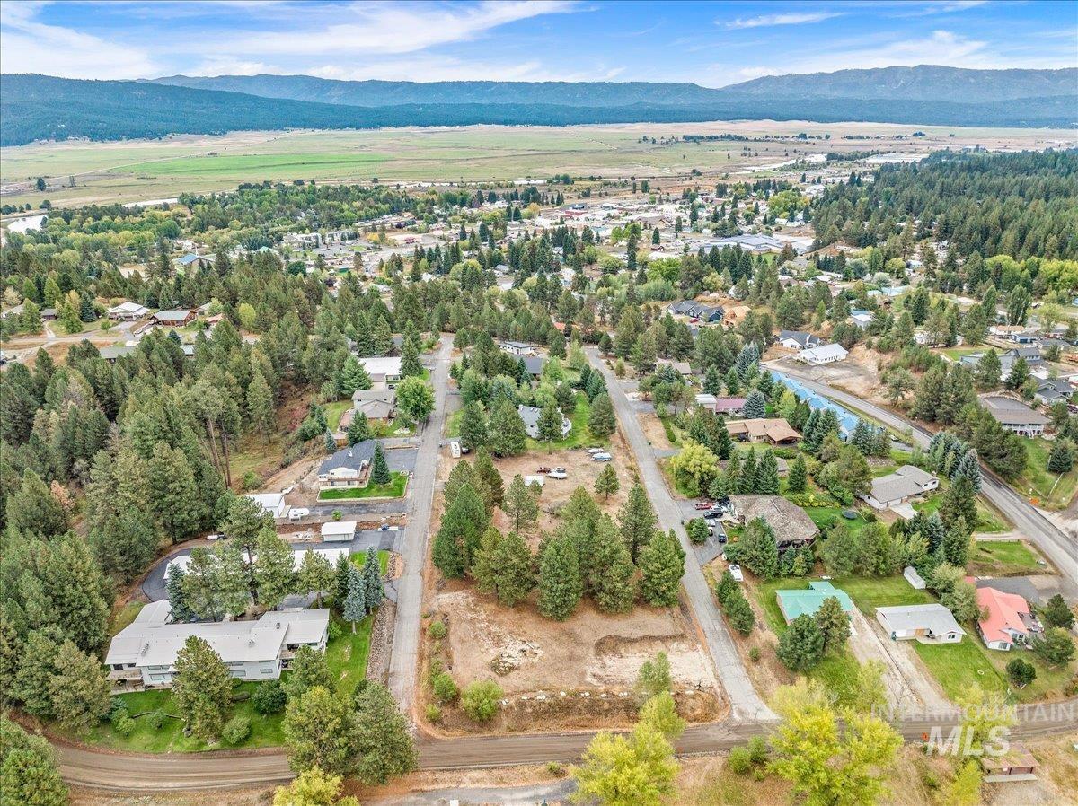 515 Lakeview Dr., Cascade, Idaho 83611, Land For Sale, Price $450,000, 98950041