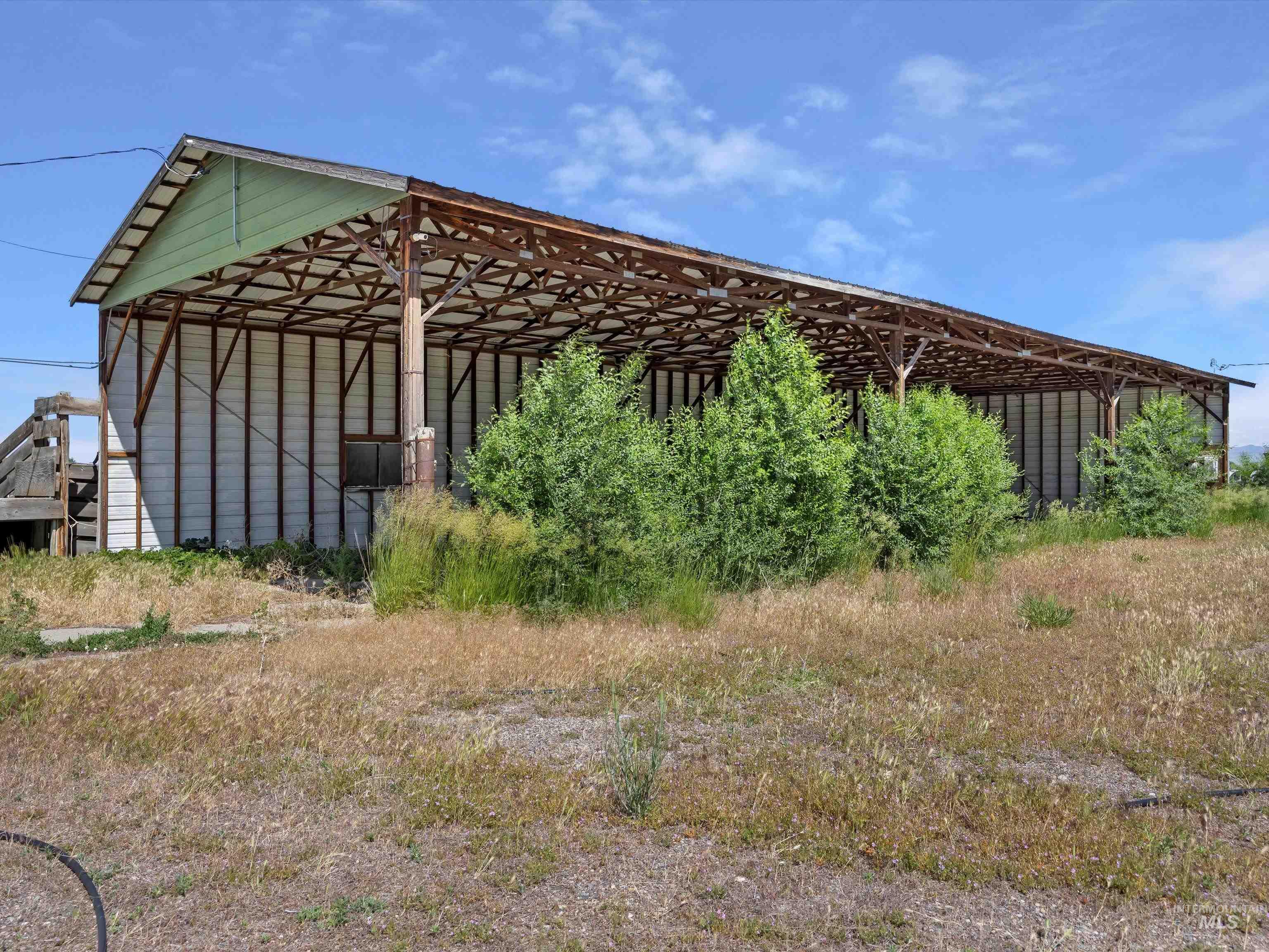 1872 E 1750 S, Gooding, Idaho 83330, 4 Bedrooms, 3 Bathrooms, Residential For Sale, Price $1,500,000,MLS 98950044