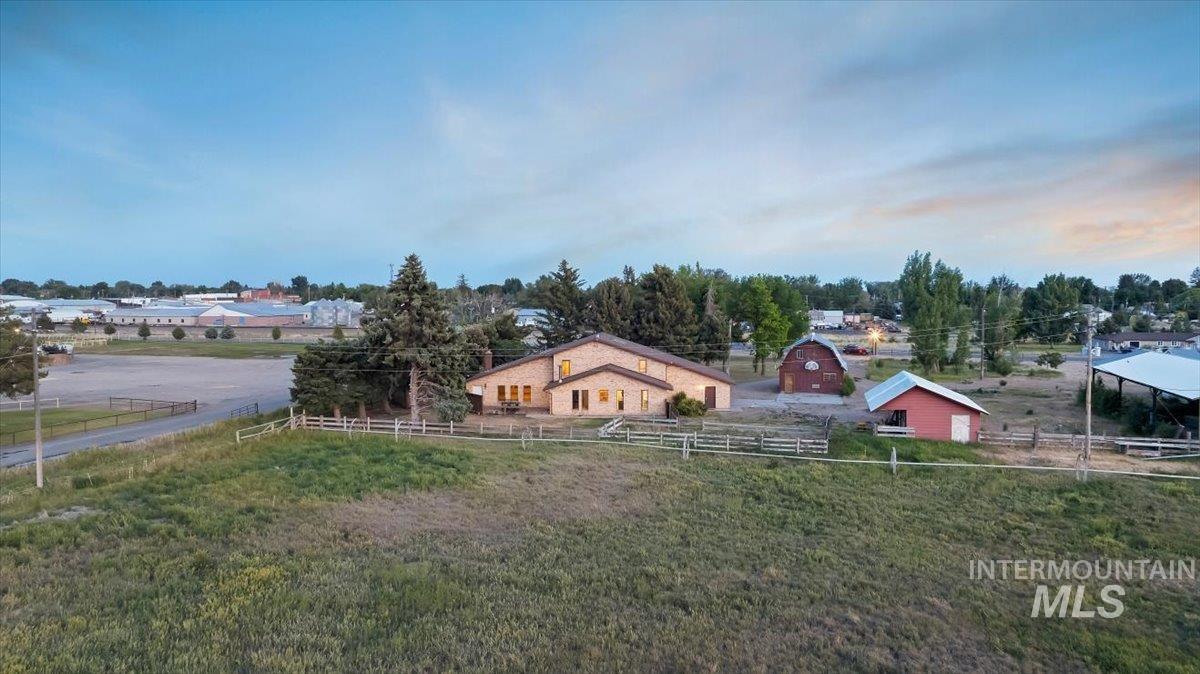 1872 E 1750 S, Gooding, Idaho 83330, 4 Bedrooms, 3 Bathrooms, Residential For Sale, Price $1,500,000,MLS 98950044