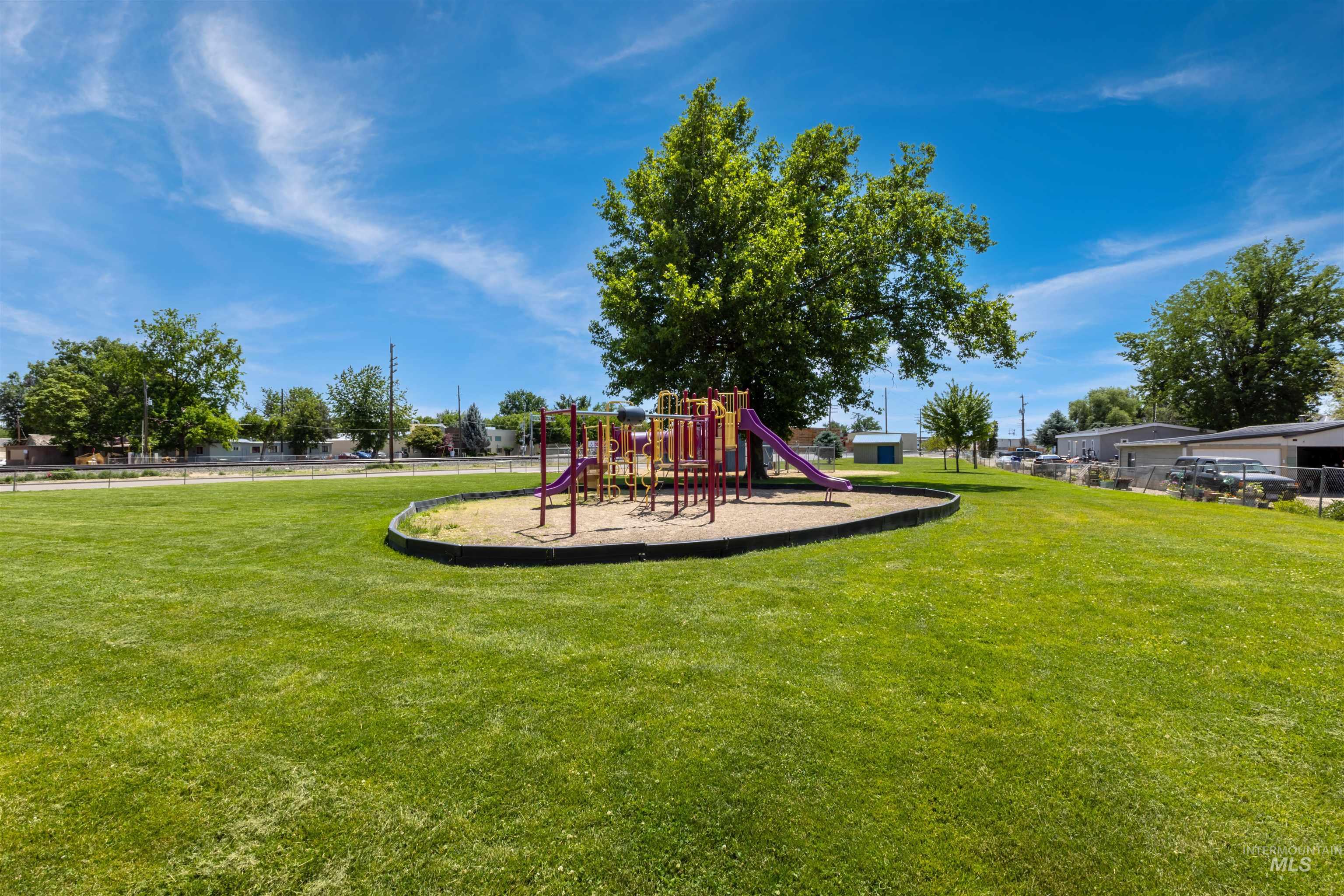 861 8th Ave N, Payette, Idaho 83661, 3 Bedrooms, 1 Bathroom, Residential For Sale, Price $254,900, 98950100