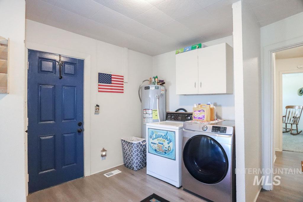 4977 Hwy 201, Ontario, Oregon 97914-0000, 3 Bedrooms, 1 Bathroom, Residential For Sale, Price $317,000, 98950144