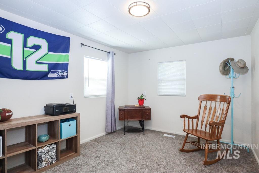 4977 Hwy 201, Ontario, Oregon 97914-0000, 3 Bedrooms, 1 Bathroom, Residential For Sale, Price $317,000, 98950144