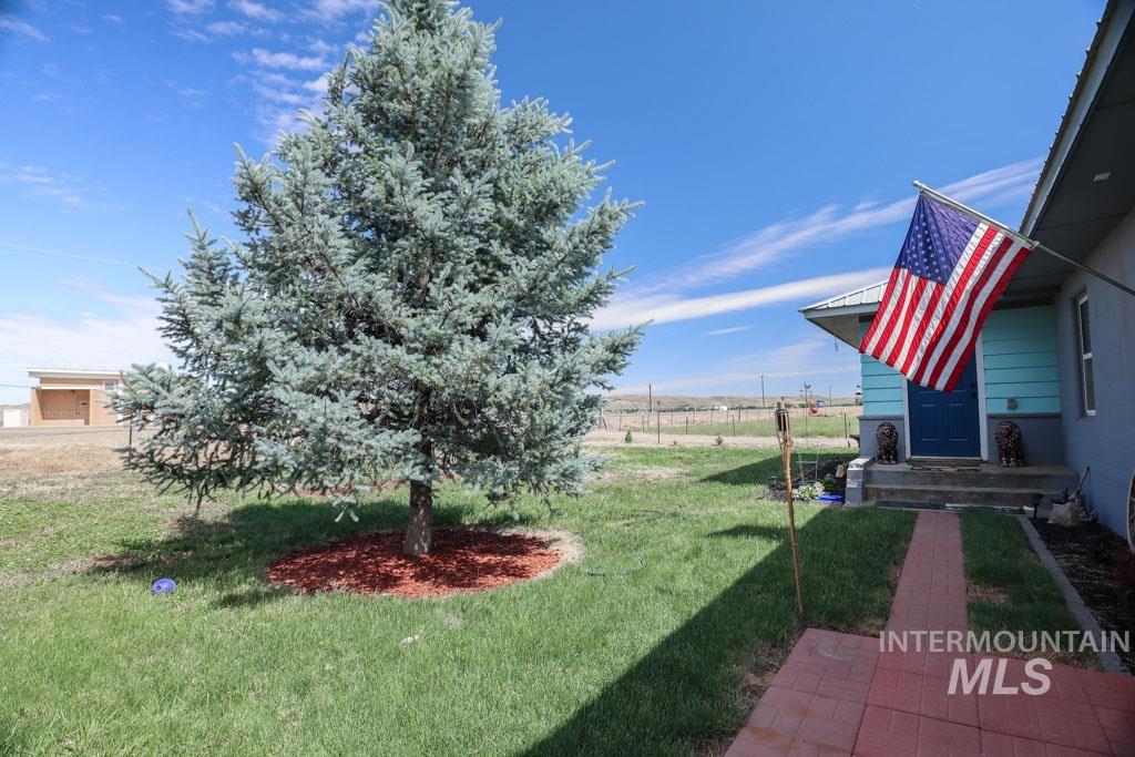 4977 Hwy 201, Ontario, Oregon 97914-0000, 3 Bedrooms, 1 Bathroom, Residential For Sale, Price $317,000, 98950144