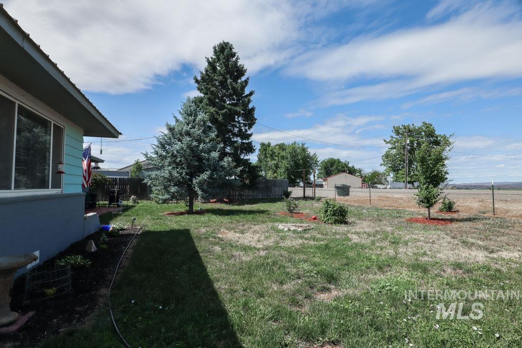 4977 Hwy 201, Ontario, Oregon 97914-0000, 3 Bedrooms, 1 Bathroom, Residential For Sale, Price $317,000, 98950144