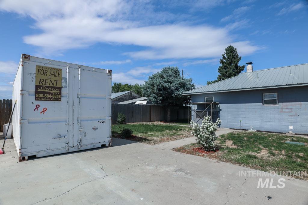 4977 Hwy 201, Ontario, Oregon 97914-0000, 3 Bedrooms, 1 Bathroom, Residential For Sale, Price $317,000, 98950144