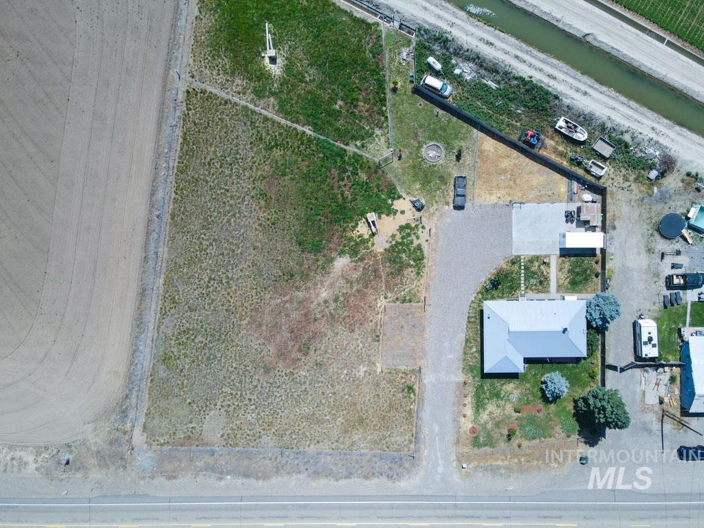 4977 Hwy 201, Ontario, Oregon 97914-0000, 3 Bedrooms, 1 Bathroom, Residential For Sale, Price $317,000, 98950144