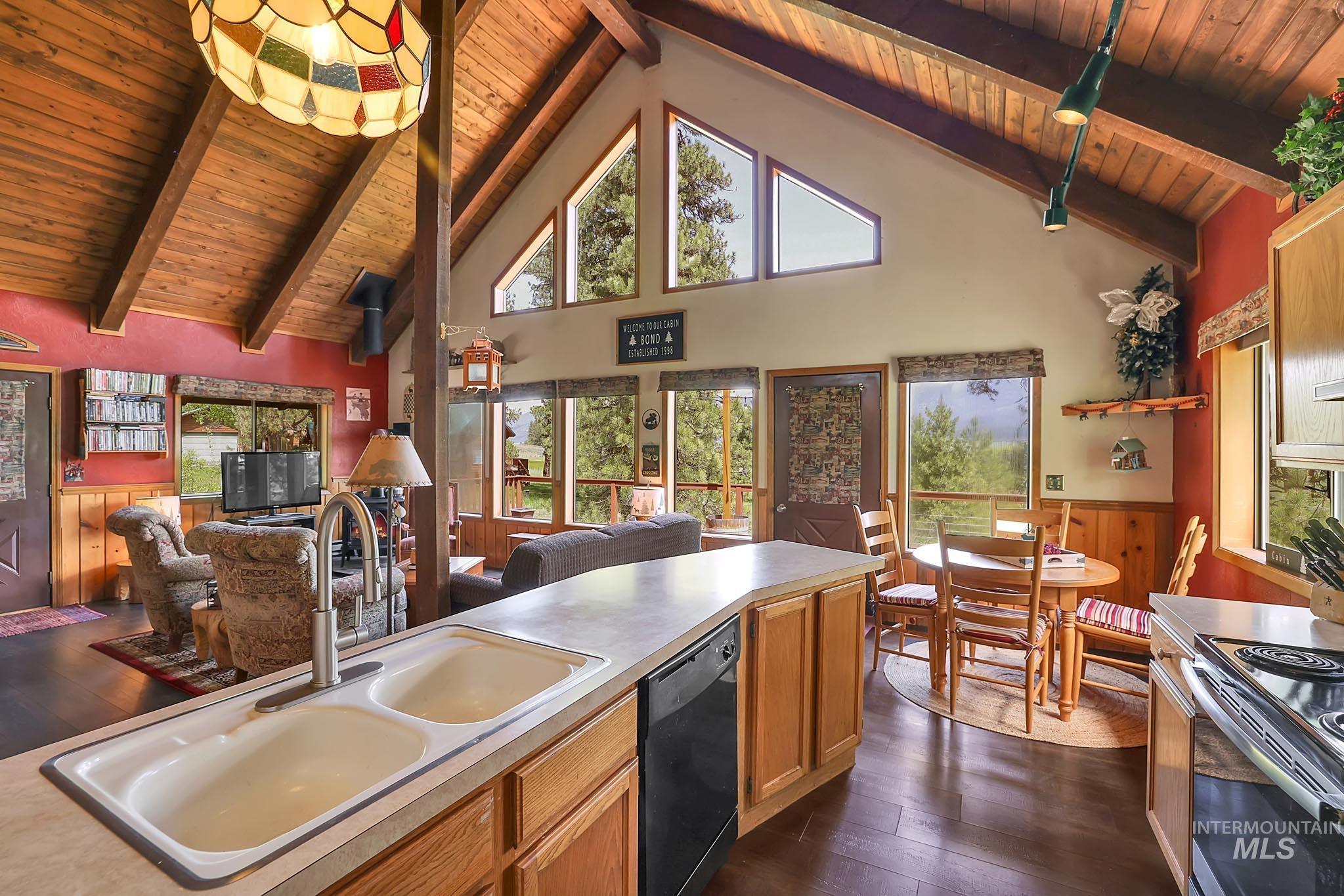 3000 45th Parallel Road, New Meadows, Idaho 83654, 2 Bedrooms, 1.5 Bathrooms, Residential For Sale, Price $535,000, 98950187