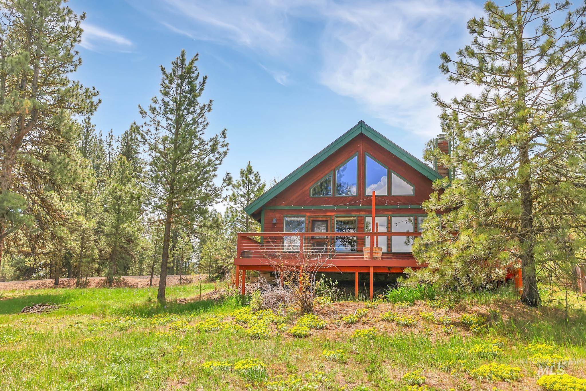 3000 45th Parallel Road, New Meadows, Idaho 83654, 2 Bedrooms, 1.5 Bathrooms, Residential For Sale, Price $535,000, 98950187