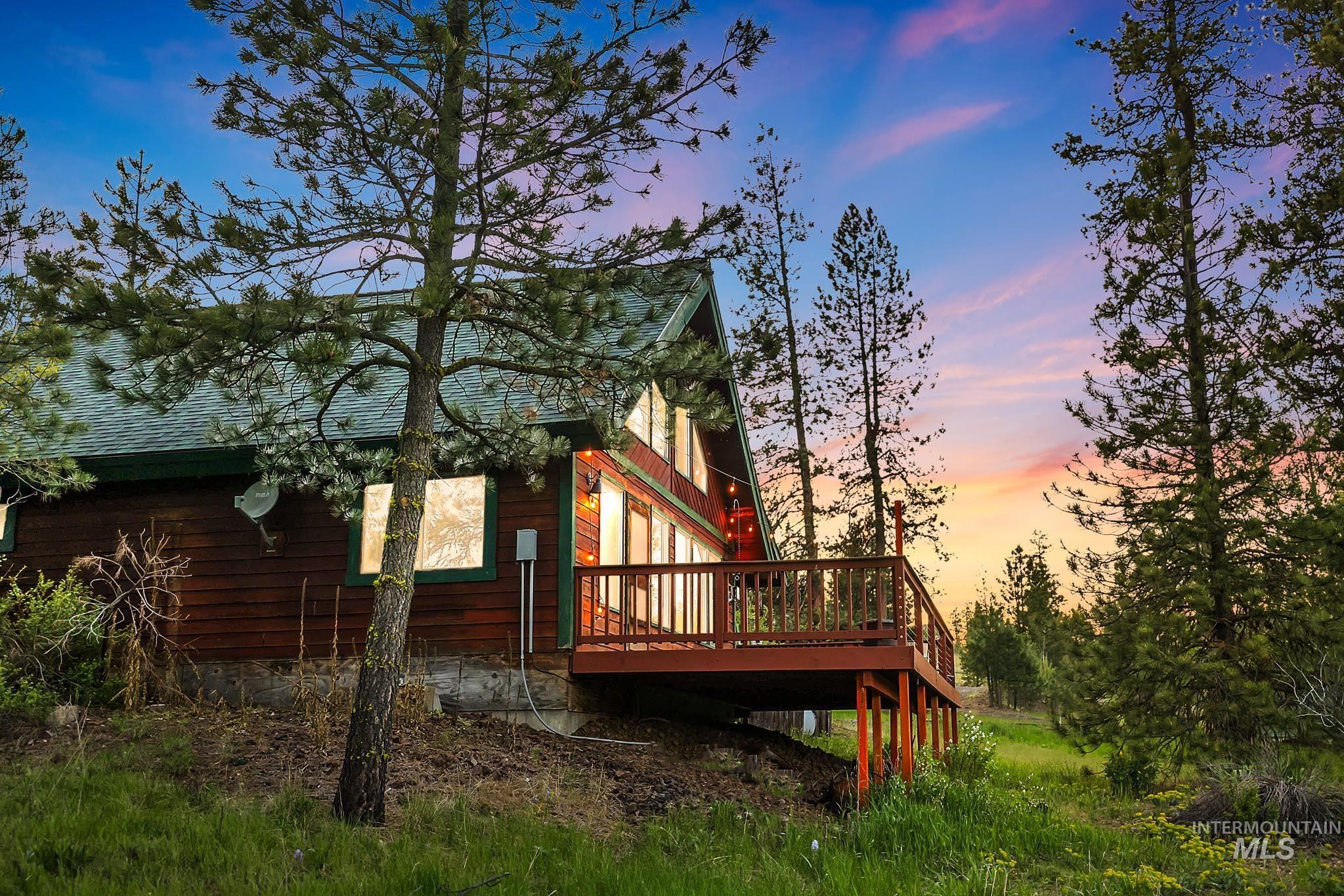 3000 45th Parallel Road, New Meadows, Idaho 83654, 2 Bedrooms, 1.5 Bathrooms, Residential For Sale, Price $535,000, 98950187