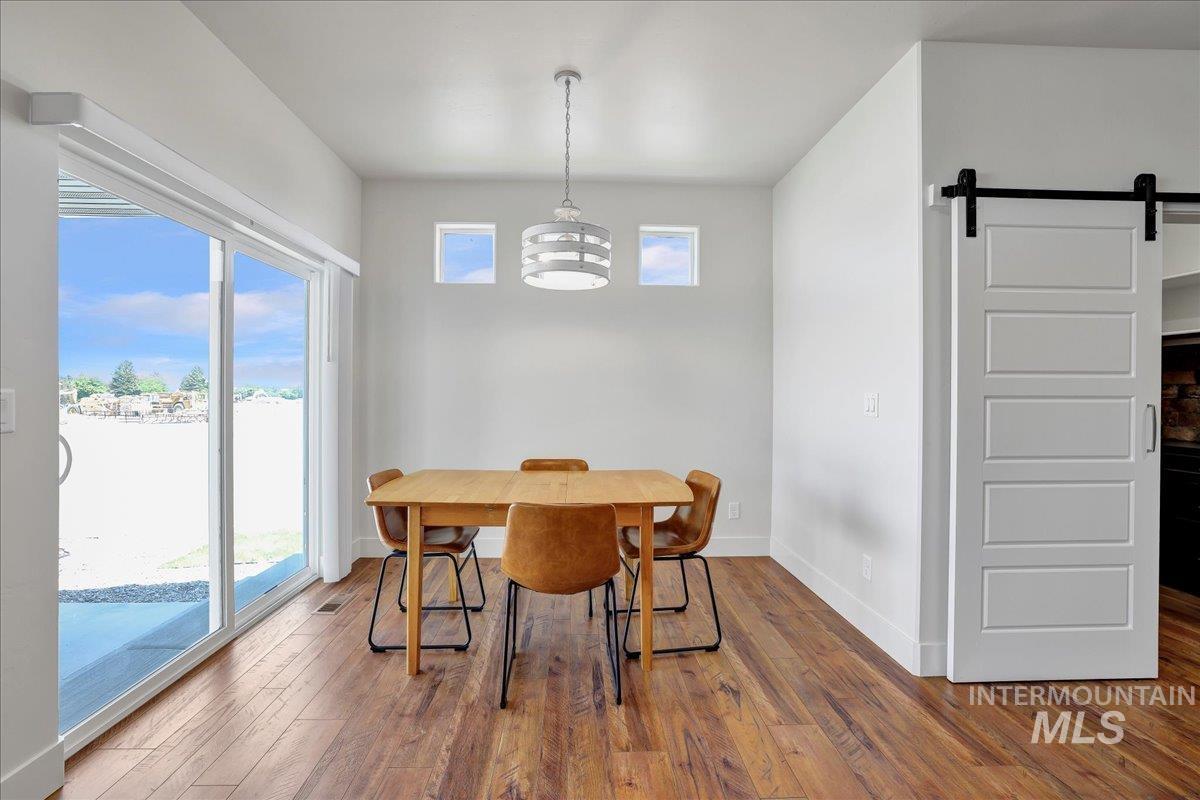 503 April Ave, Twin Falls, Idaho 83301, 3 Bedrooms, 2 Bathrooms, Residential For Sale, Price $415,000,MLS 98950216