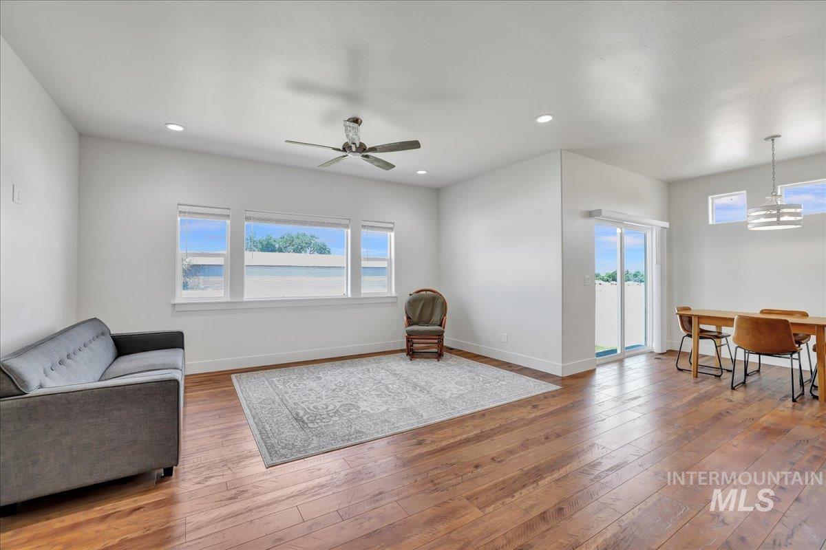 503 April Ave, Twin Falls, Idaho 83301, 3 Bedrooms, 2 Bathrooms, Residential For Sale, Price $415,000,MLS 98950216