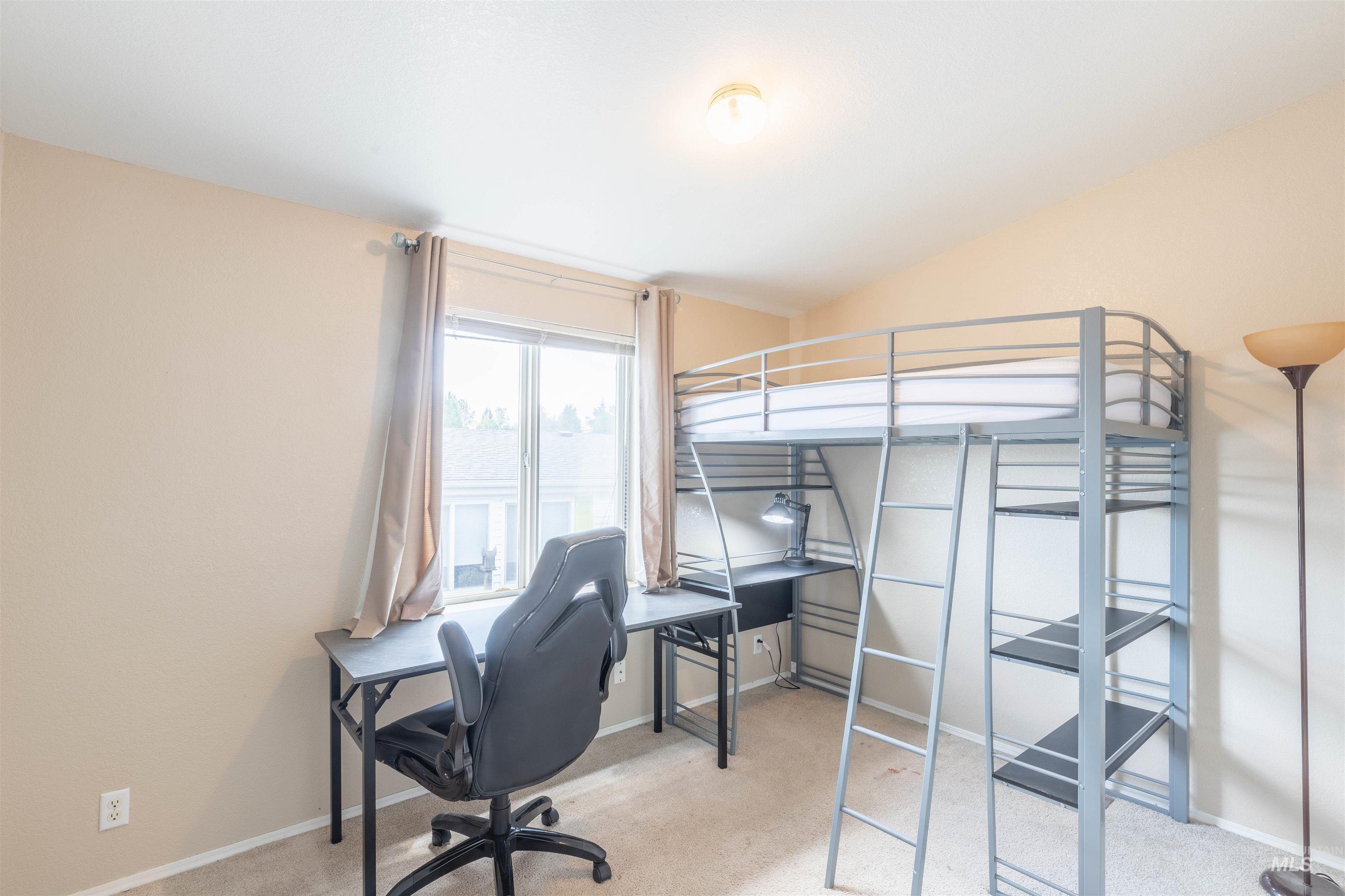 609 N Almon, Moscow, Idaho 83843, 3 Bedrooms, 2 Bathrooms, Residential For Sale, Price $145,000,MLS 98950282