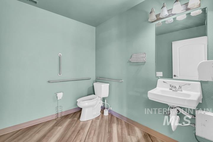 6734 W State Street, Garden City, Idaho 83714, Business/Commercial For Sale, Price $22,800, 98950339