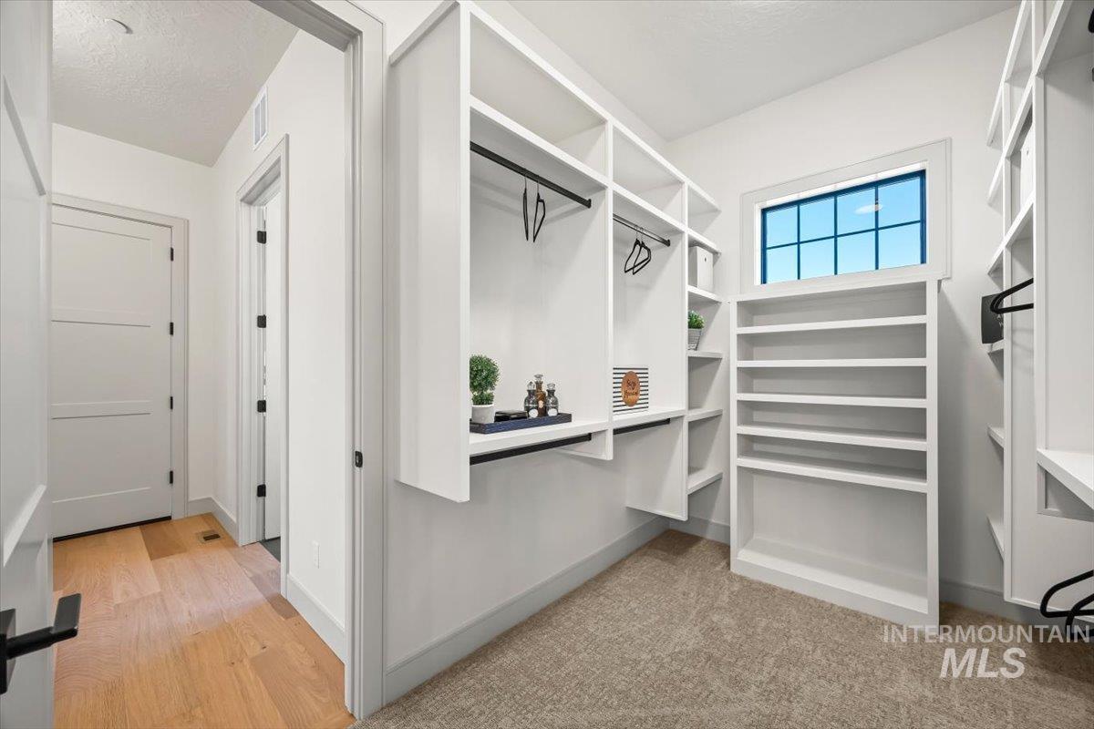 8860 Kemp Rd, Middleton, Idaho 83607, 4 Bedrooms, 2.5 Bathrooms, Residential For Sale, Price $1,550,000, 98950392