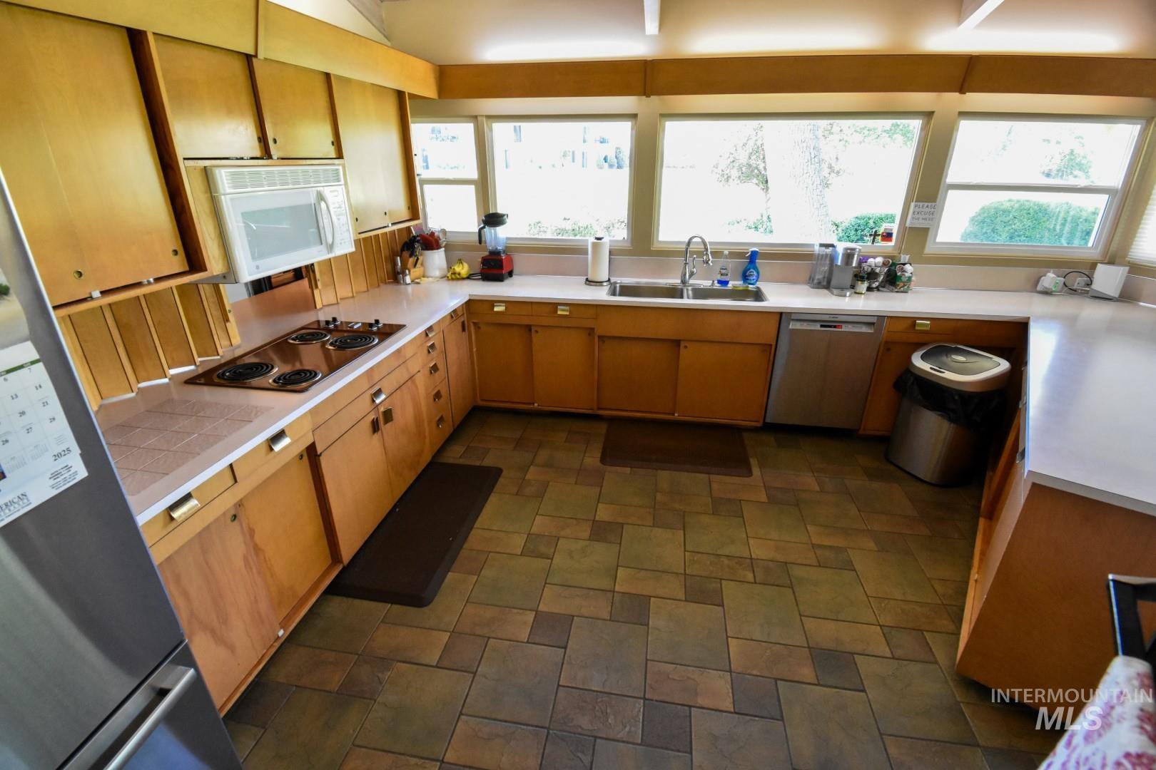 708 16th St, Clarkston, Washington 99403, 4 Bedrooms, 4 Bathrooms, Residential For Sale, Price $599,900,MLS 98950502