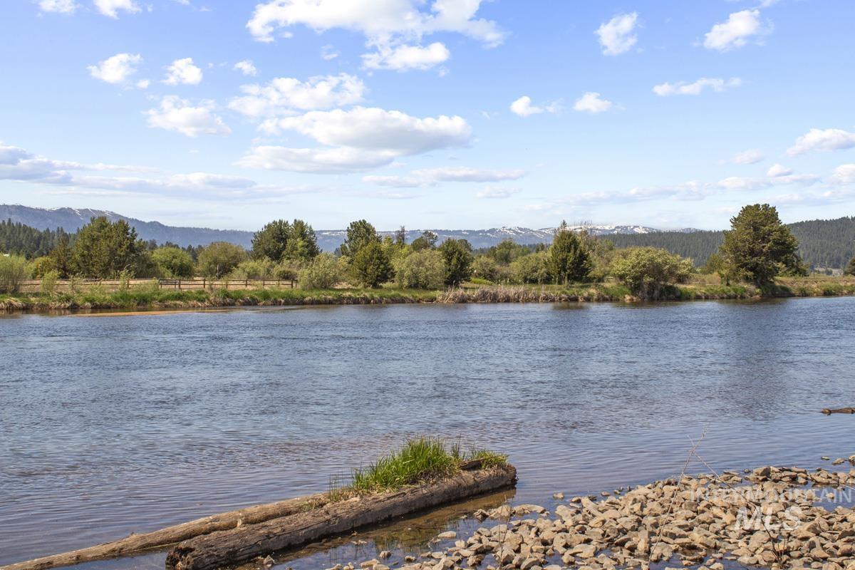 L11 B1 River Bank Drive, Cascade, Idaho 83611, Land For Sale, Price $295,000, 98950580