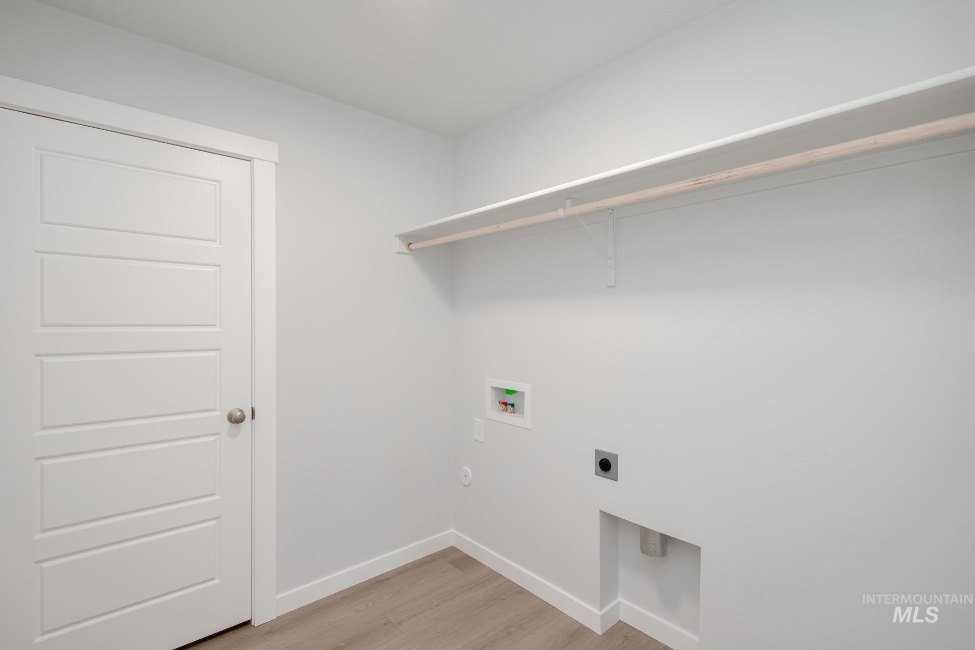 3806 W Tribute St, Meridian, Idaho 83642, 4 Bedrooms, 2 Bathrooms, Residential For Sale, Price $439,990, 98950598