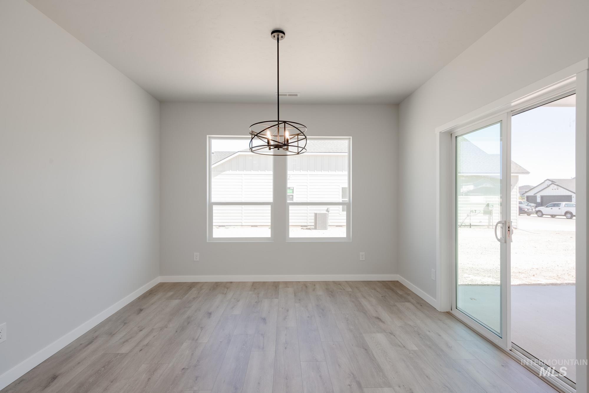 13684 Higley Court, Caldwell, Idaho 83607, 4 Bedrooms, 2 Bathrooms, Residential For Sale, Price $459,990, 98950605