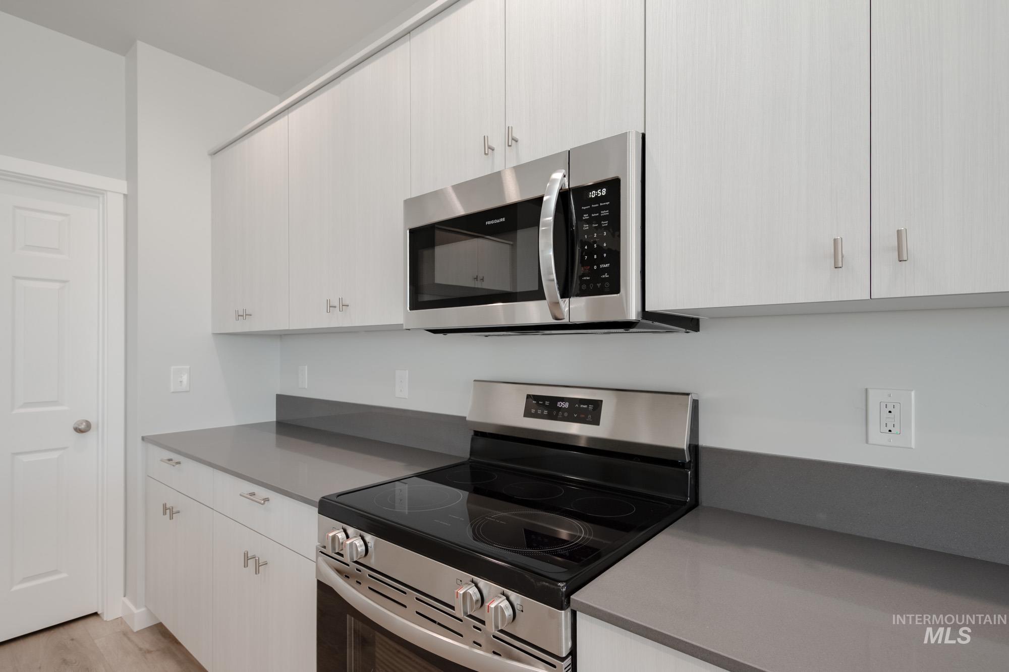 13684 Higley Court, Caldwell, Idaho 83607, 4 Bedrooms, 2 Bathrooms, Residential For Sale, Price $459,990, 98950605