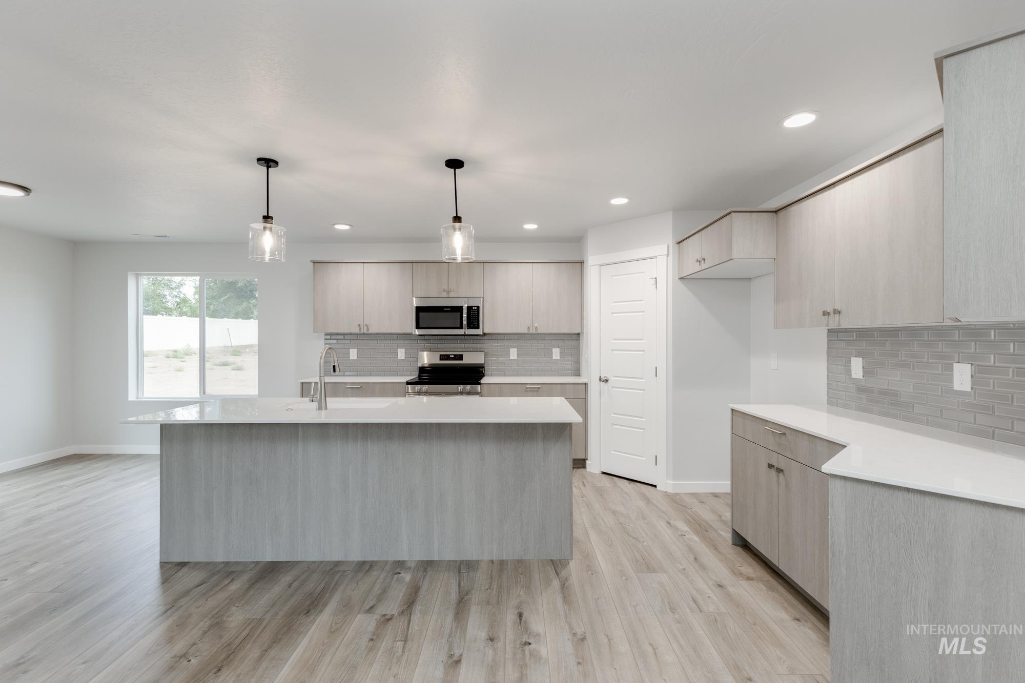 920 E Perjue Basin Dr, Nampa, Idaho 83686, 4 Bedrooms, 3 Bathrooms, Residential For Sale, Price $594,990,MLS 98950608