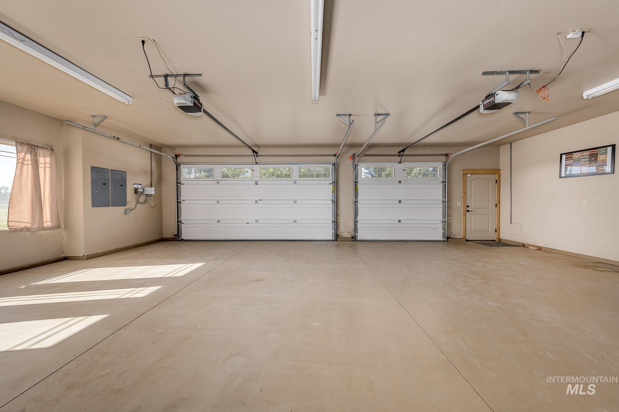 4920 & 4940 Hwy 72, New Plymouth, Idaho 83655, 3 Bedrooms, 3 Bathrooms, Residential For Sale, Price $1,775,000,MLS 98950614