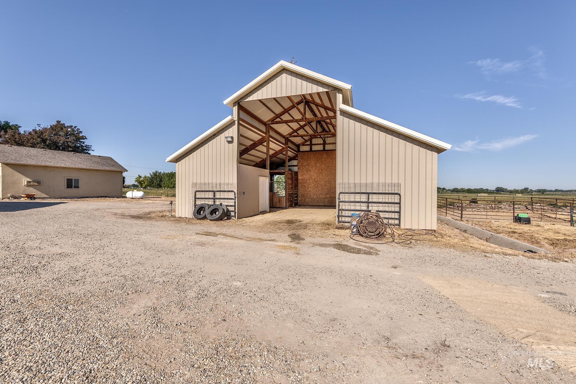 4920 & 4940 Hwy 72, New Plymouth, Idaho 83655, 3 Bedrooms, 3 Bathrooms, Farm & Ranch For Sale, Price $1,775,000,MLS 98950619