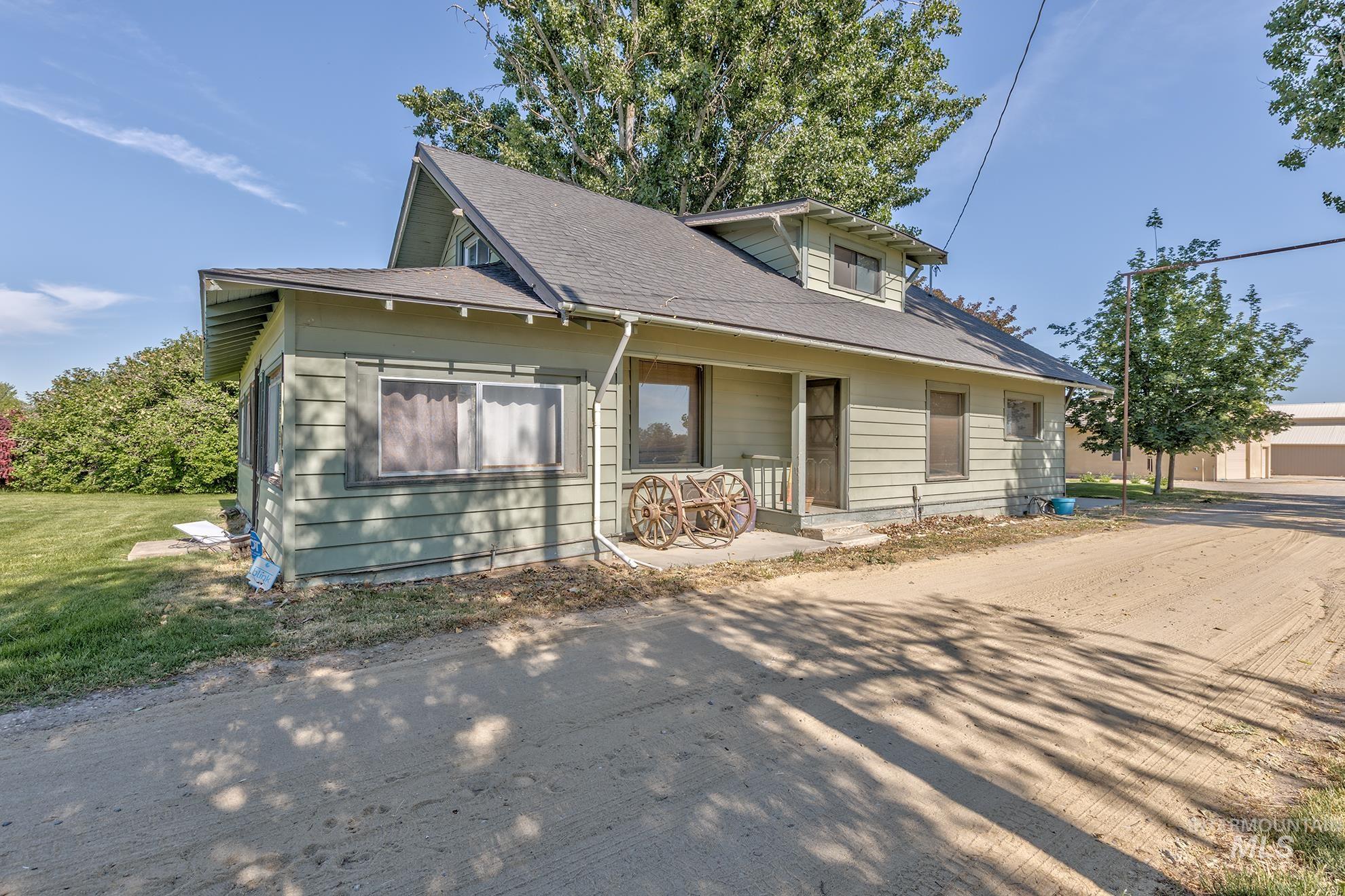 4920 & 4940 Hwy 72, New Plymouth, Idaho 83655, 3 Bedrooms, 3 Bathrooms, Farm & Ranch For Sale, Price $1,775,000,MLS 98950619