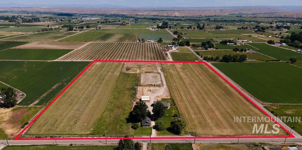 4920 & 4940 Hwy 72, New Plymouth, Idaho 83655, 3 Bedrooms, 3 Bathrooms, Farm & Ranch For Sale, Price $1,775,000,MLS 98950619