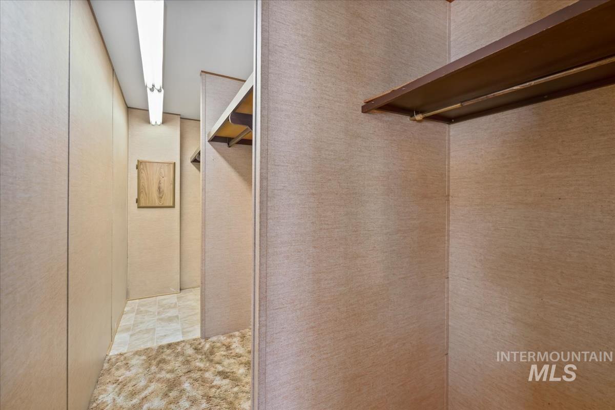 914 N Midland Blvd, Nampa, Idaho 83651, 3 Bedrooms, 2 Bathrooms, Residential For Sale, Price $109,900, 98950625