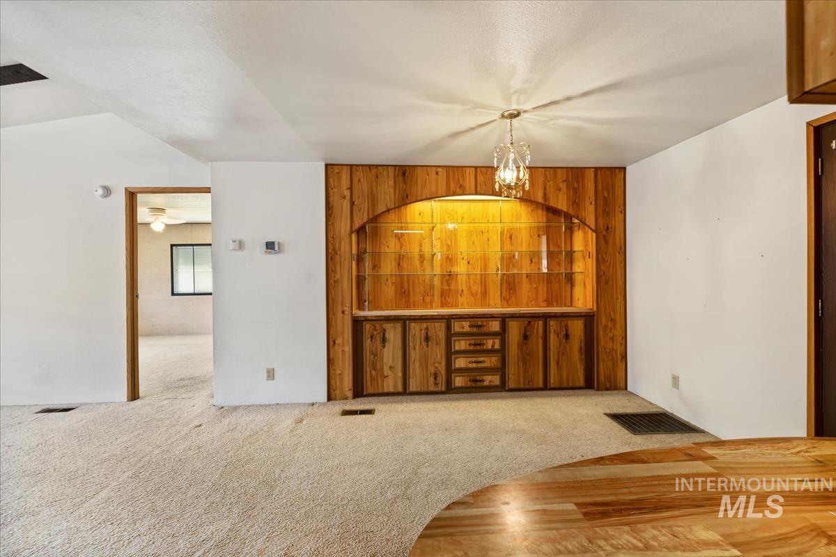 914 N Midland Blvd, Nampa, Idaho 83651, 3 Bedrooms, 2 Bathrooms, Residential For Sale, Price $109,900, 98950625