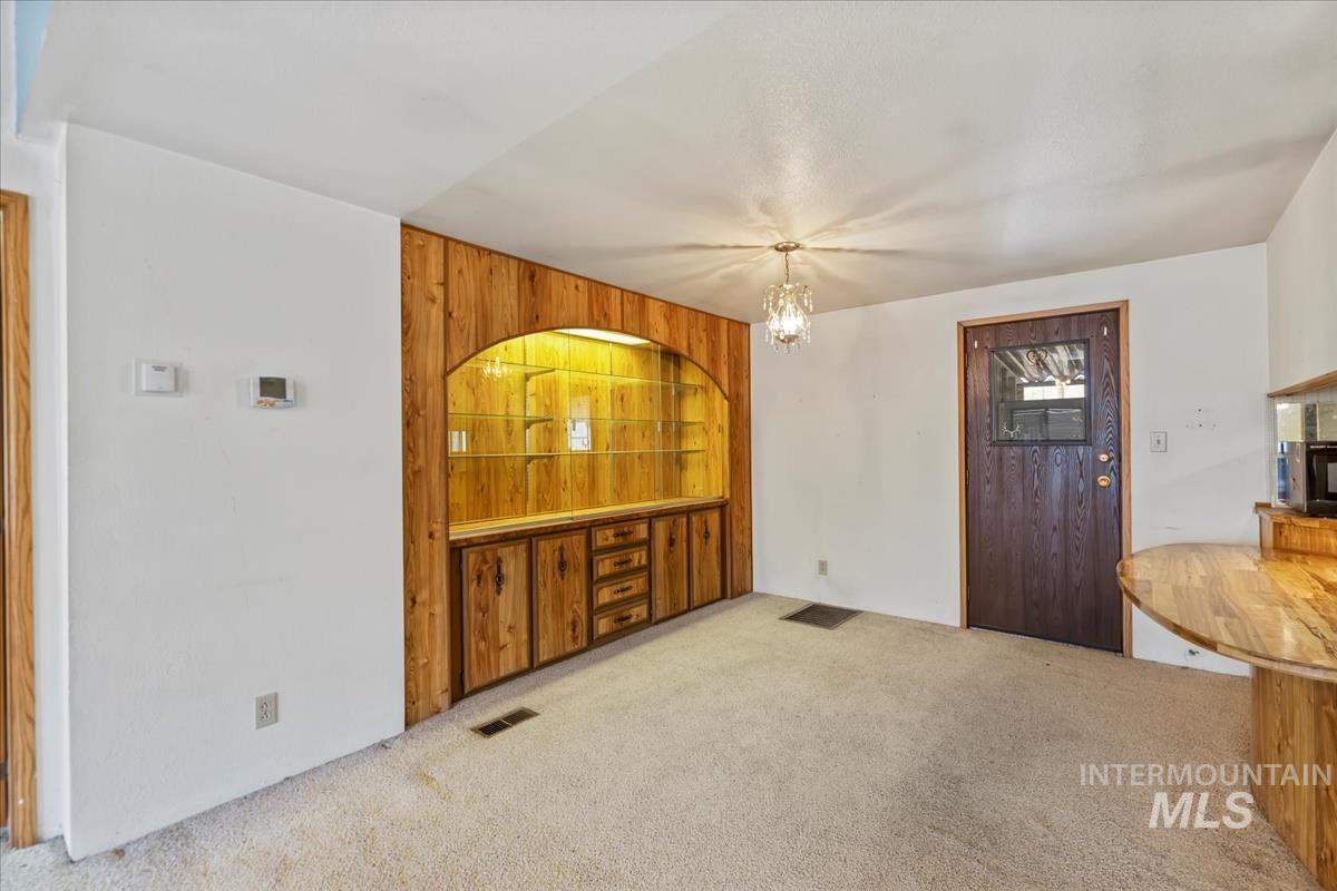 914 N Midland Blvd, Nampa, Idaho 83651, 3 Bedrooms, 2 Bathrooms, Residential For Sale, Price $109,900, 98950625