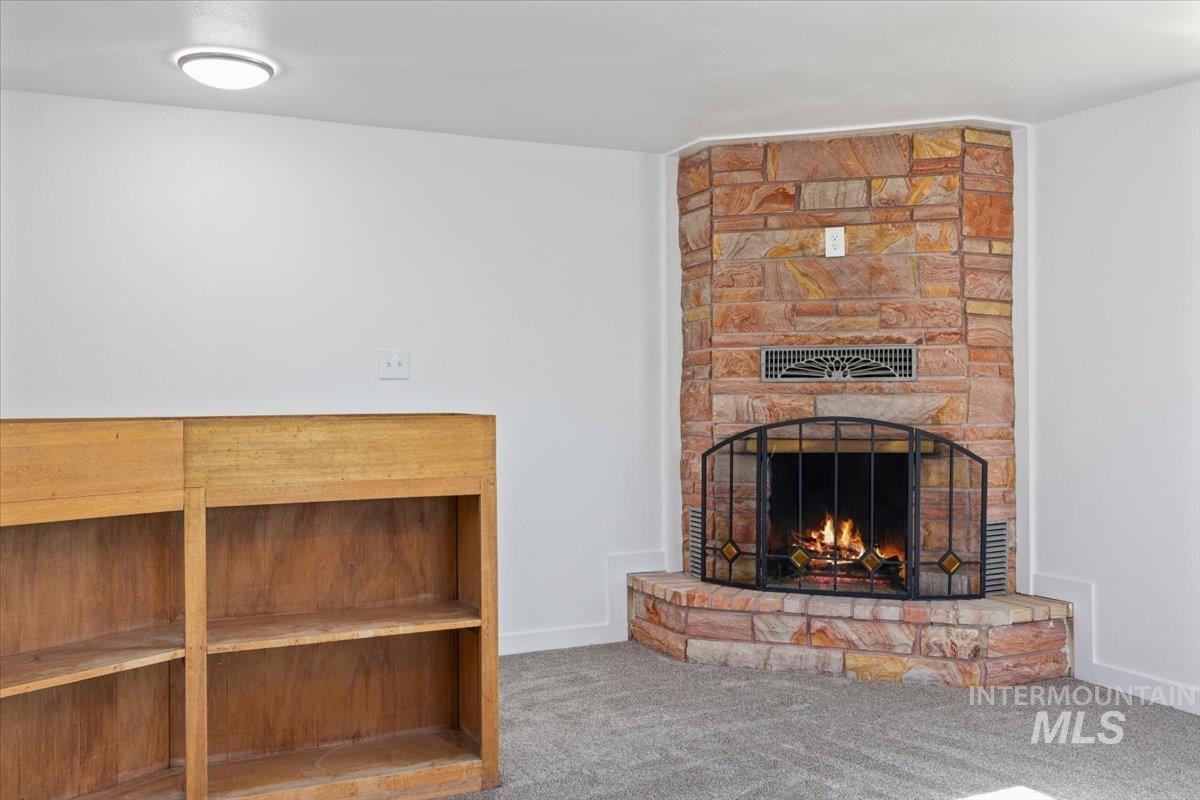 2982 E 990 S, Hazelton, Idaho 83335, 4 Bedrooms, 2 Bathrooms, Residential For Sale, Price $505,000, 98950636