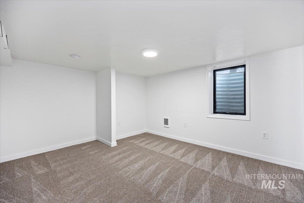 2982 E 990 S, Hazelton, Idaho 83335, 4 Bedrooms, 2 Bathrooms, Residential For Sale, Price $505,000, 98950636