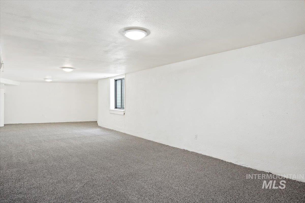 2982 E 990 S, Hazelton, Idaho 83335, 4 Bedrooms, 2 Bathrooms, Residential For Sale, Price $505,000, 98950636