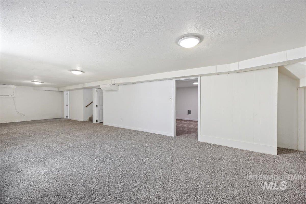 2982 E 990 S, Hazelton, Idaho 83335, 4 Bedrooms, 2 Bathrooms, Residential For Sale, Price $505,000, 98950636