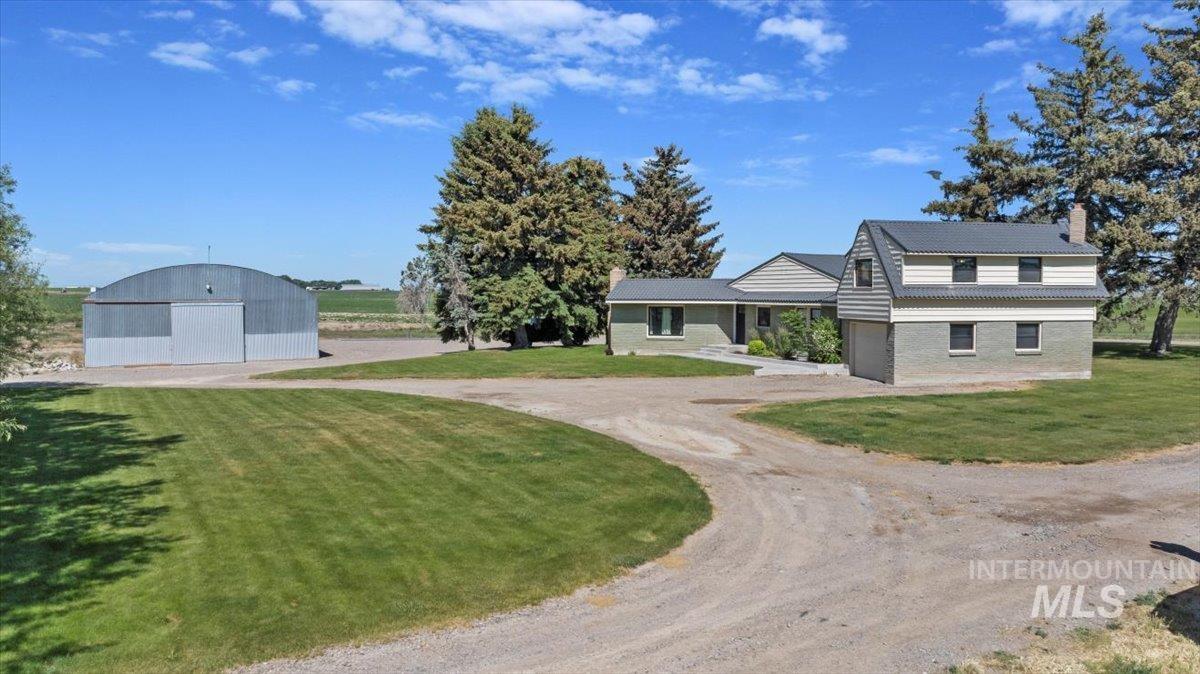 2982 E 990 S, Hazelton, Idaho 83335, 4 Bedrooms, 2 Bathrooms, Residential For Sale, Price $505,000, 98950636