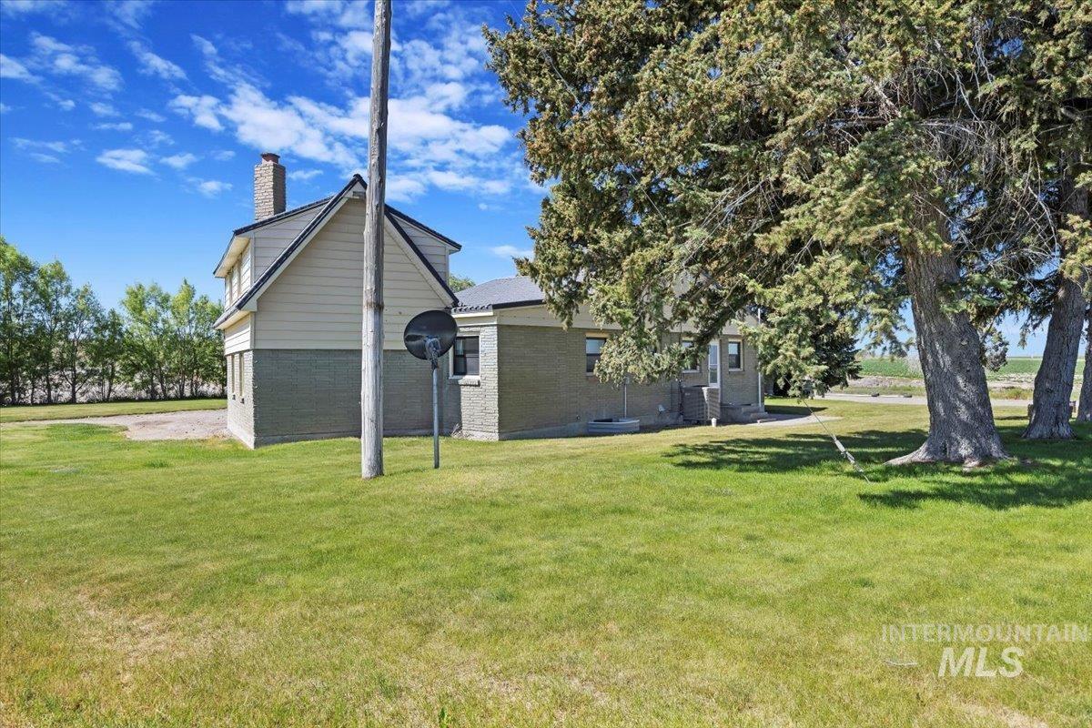 2982 E 990 S, Hazelton, Idaho 83335, 4 Bedrooms, 2 Bathrooms, Residential For Sale, Price $505,000, 98950636