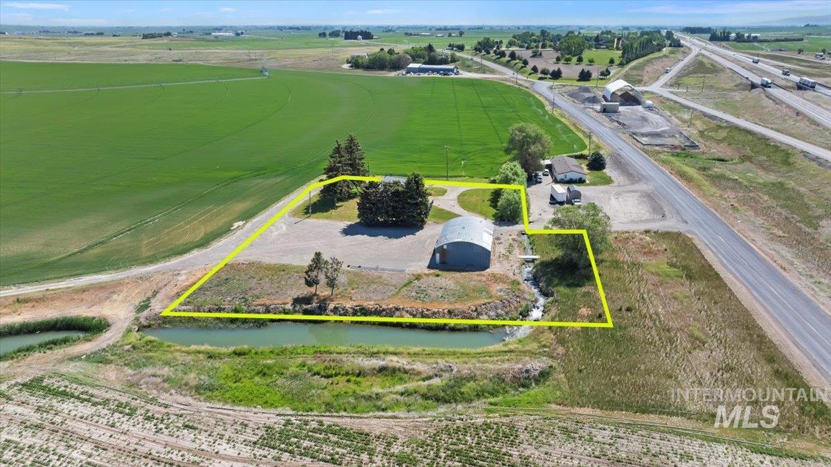 2982 E 990 S, Hazelton, Idaho 83335, 4 Bedrooms, 2 Bathrooms, Residential For Sale, Price $505,000, 98950636