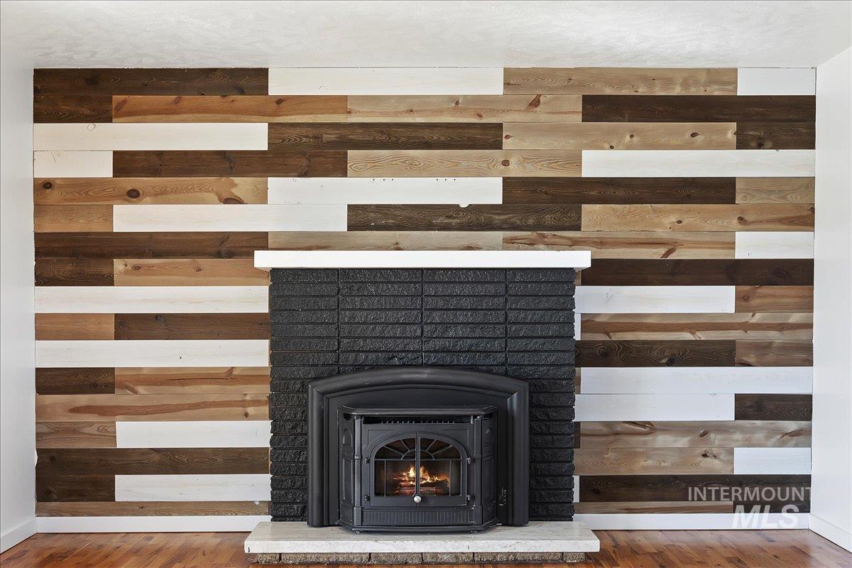 2982 E 990 S, Hazelton, Idaho 83335, 4 Bedrooms, 2 Bathrooms, Residential For Sale, Price $505,000, 98950636