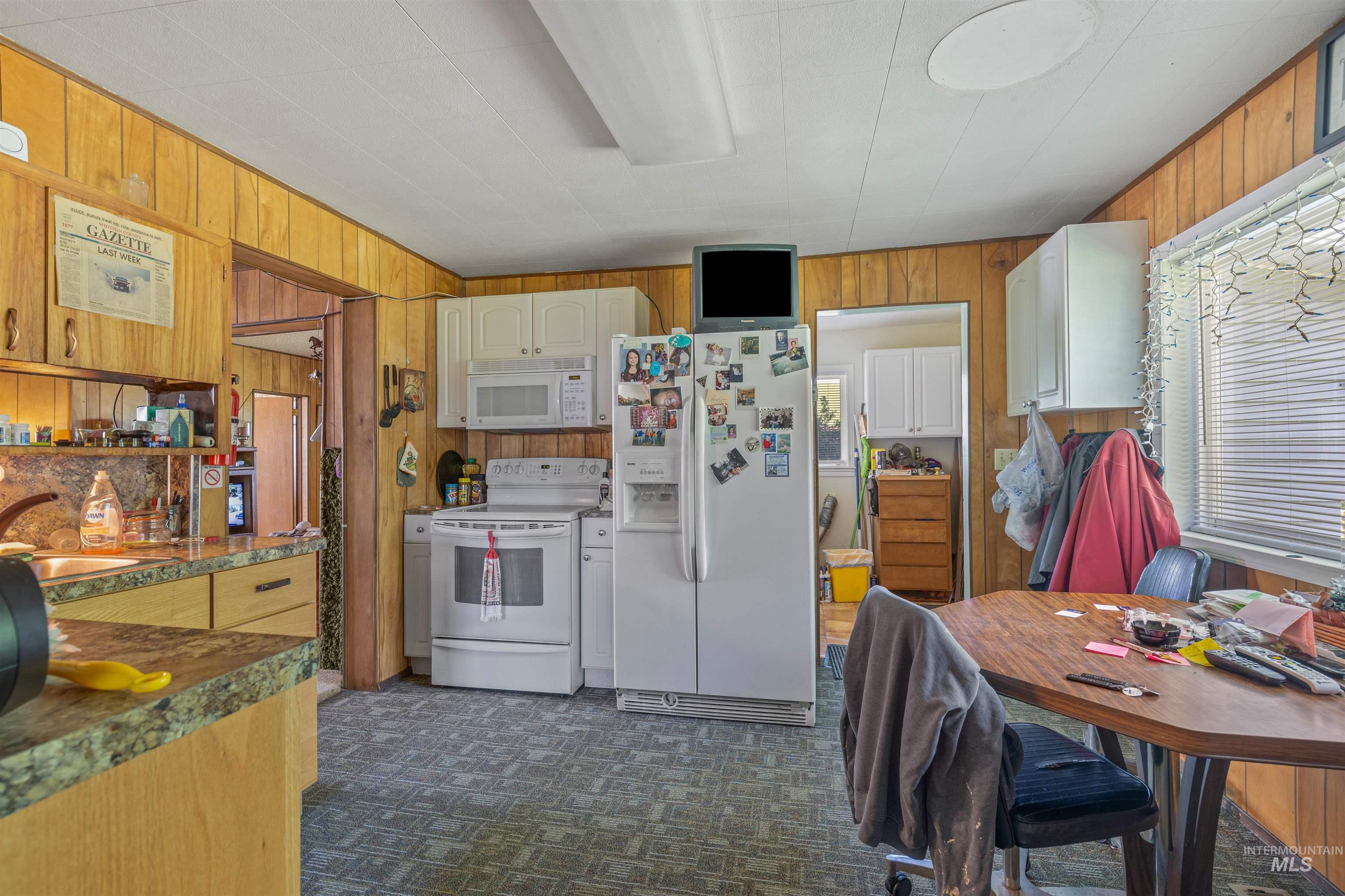 751 Boone Hill Rd, Colton, Washington 99113, 2 Bedrooms, 1 Bathroom, Residential For Sale, Price $450,000, 98950663