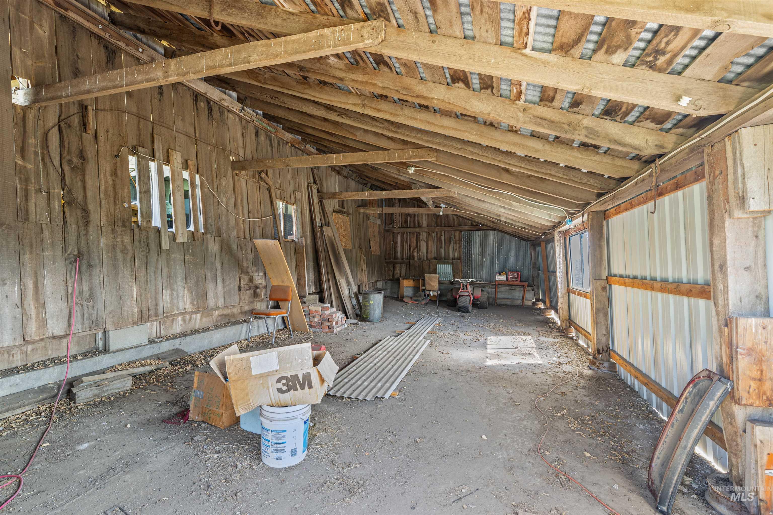 751 Boone Hill Rd, Colton, Washington 99113, 2 Bedrooms, 1 Bathroom, Residential For Sale, Price $450,000, 98950663