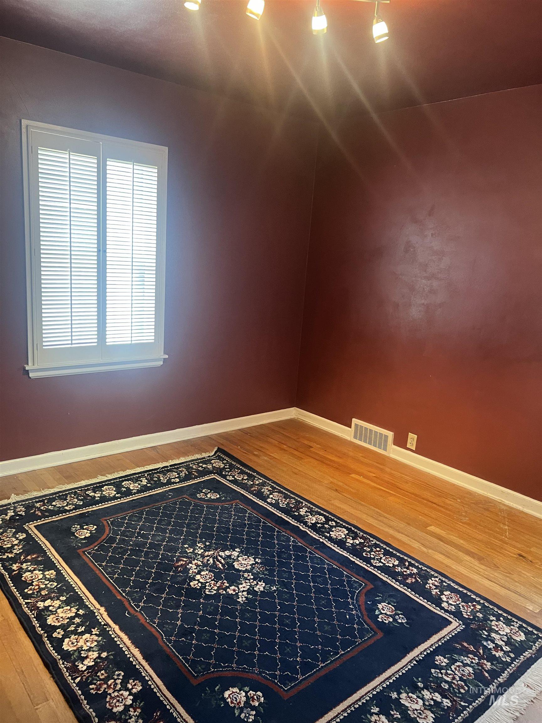 520 E Ave A, Jerome, Idaho 83338, 3 Bedrooms, 2 Bathrooms, Residential For Sale, Price $349,900, 98950670