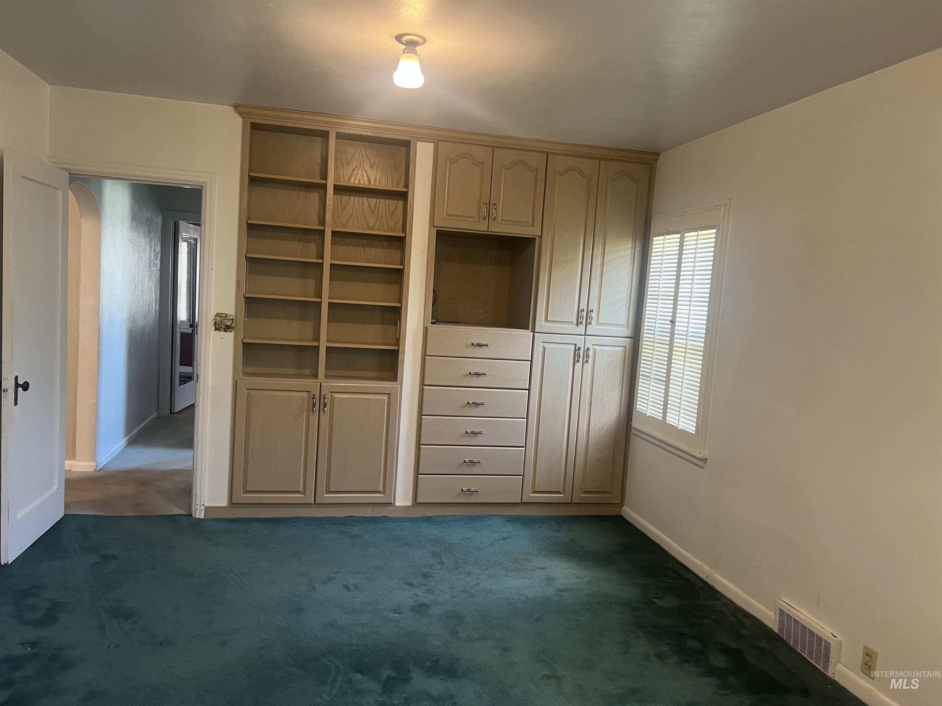 520 E Ave A, Jerome, Idaho 83338, 3 Bedrooms, 2 Bathrooms, Residential For Sale, Price $349,900, 98950670