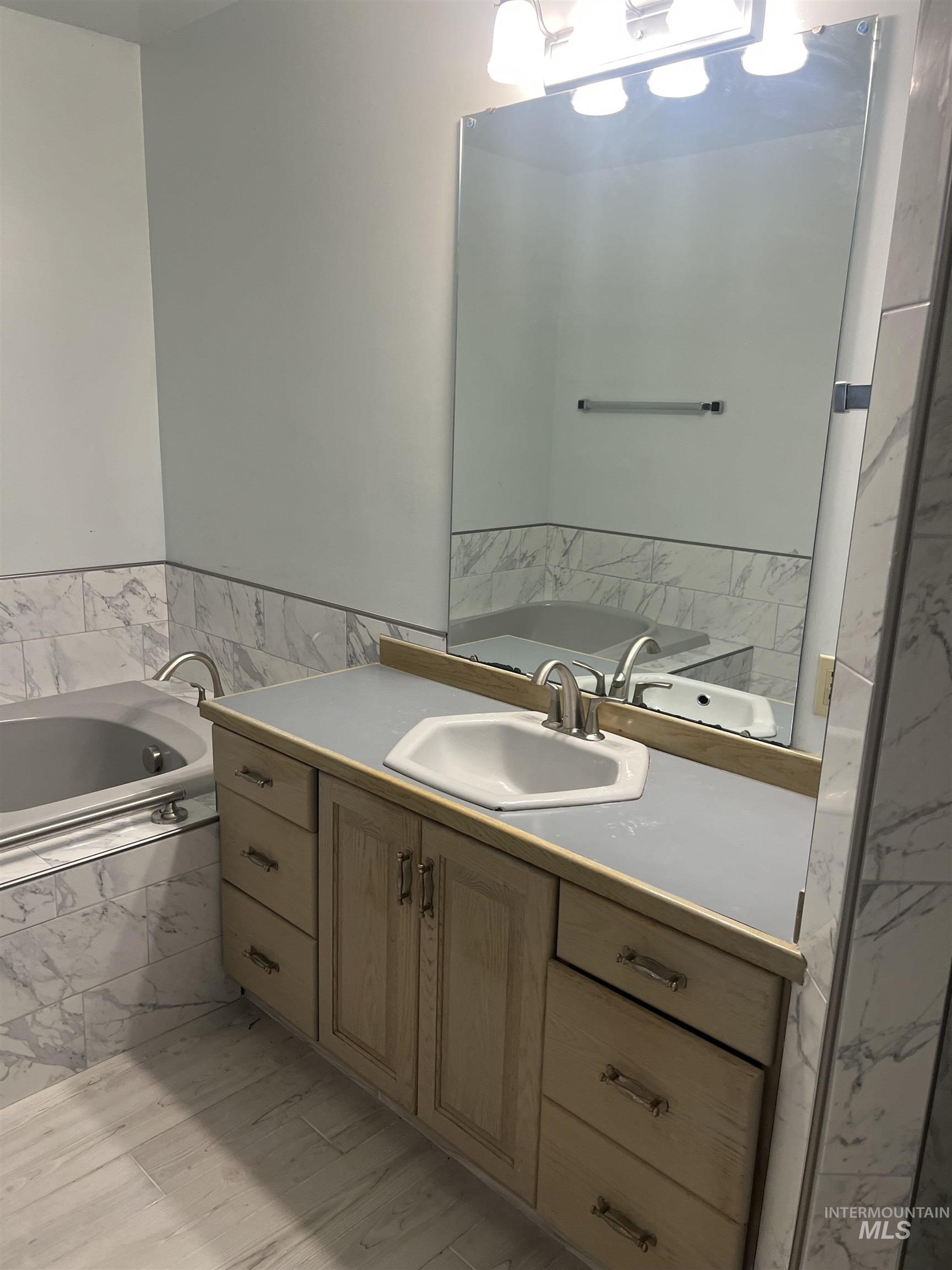 520 E Ave A, Jerome, Idaho 83338, 3 Bedrooms, 2 Bathrooms, Residential For Sale, Price $349,900, 98950670