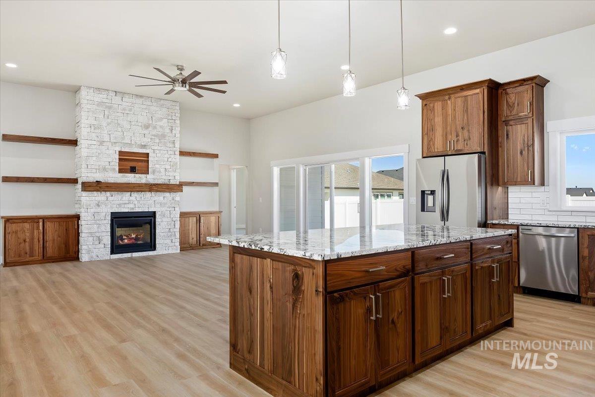 3119 Crescent Moon Rd, Twin Falls, Idaho 83301, 4 Bedrooms, 2.5 Bathrooms, Residential For Sale, Price $639,900, 98950676