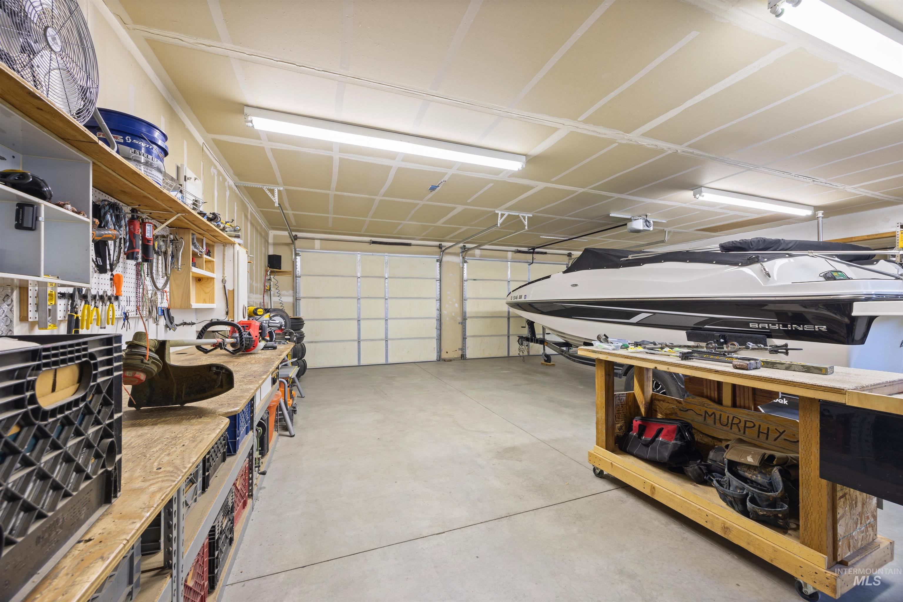 15408 WAR EAGLE RD, Murphy, Idaho 83650, 3 Bedrooms, 2 Bathrooms, Residential For Sale, Price $694,900,MLS 98950691