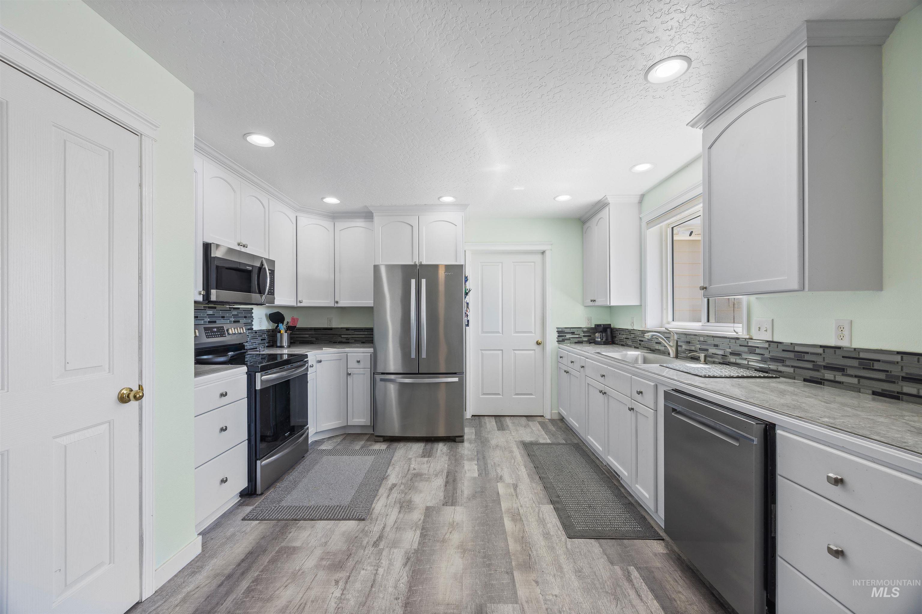 15408 WAR EAGLE RD, Murphy, Idaho 83650, 3 Bedrooms, 2 Bathrooms, Residential For Sale, Price $694,900,MLS 98950691